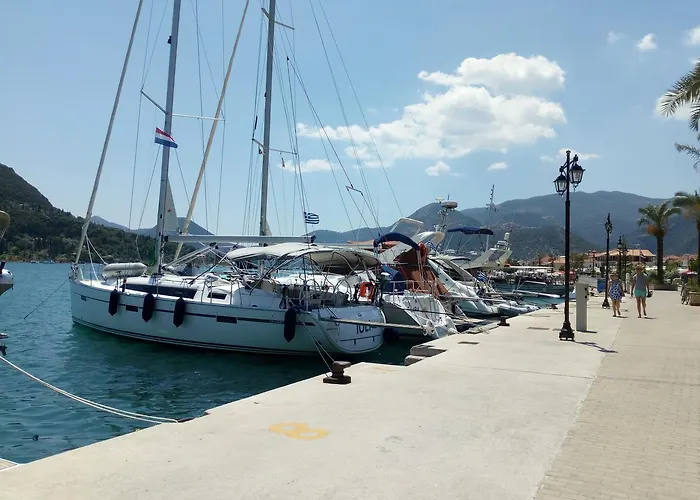 Athineon Szálloda Nidrí