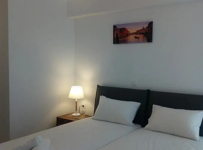 Athineon Szálloda Nidrí