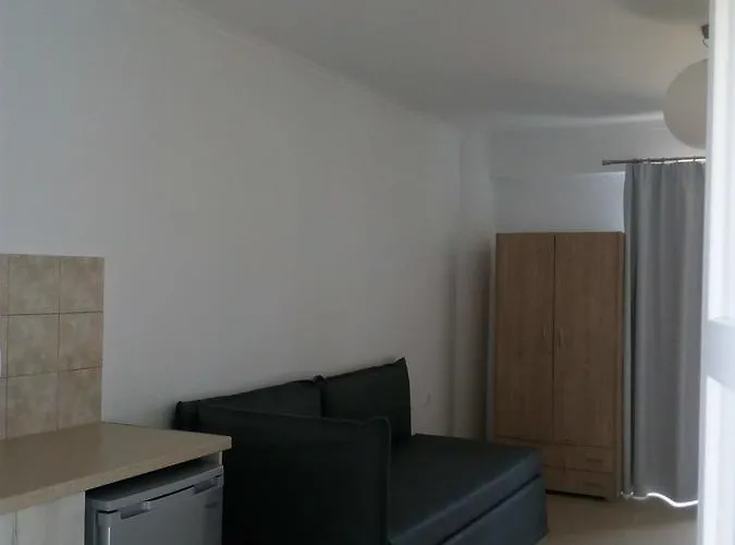 Athineon Szálloda *