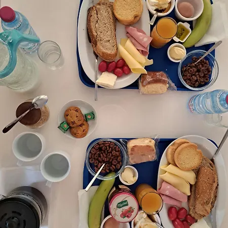 Athineon Szálloda Nidrí