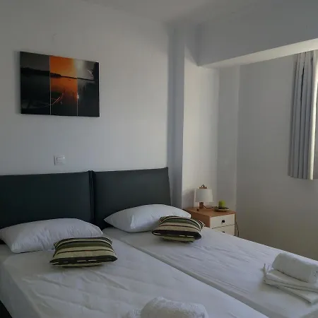 Szálloda Athineon Nidrí